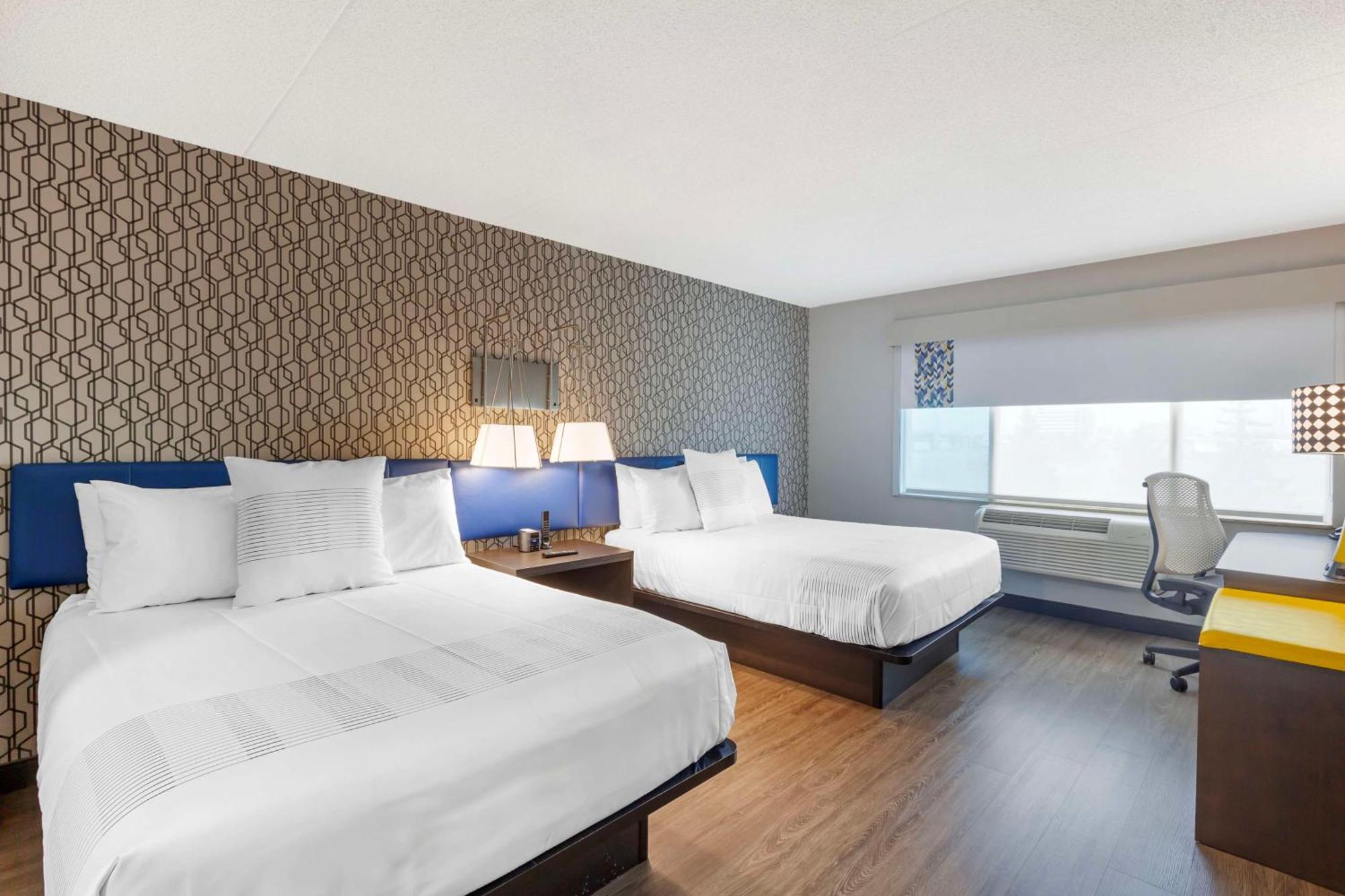 Glo Best Western Mississauga Corporate Centre Bagian luar foto