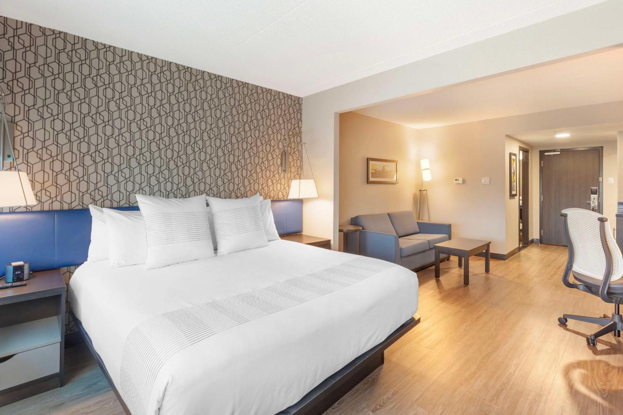 Glo Best Western Mississauga Corporate Centre Bagian luar foto