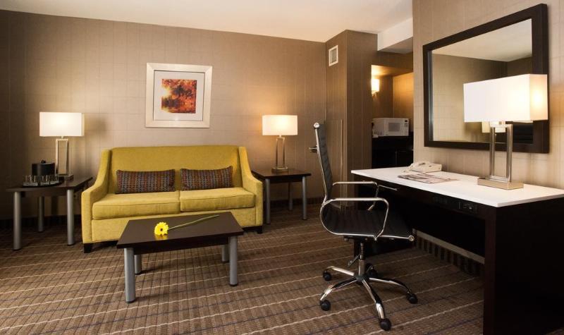 Glo Best Western Mississauga Corporate Centre Bagian luar foto